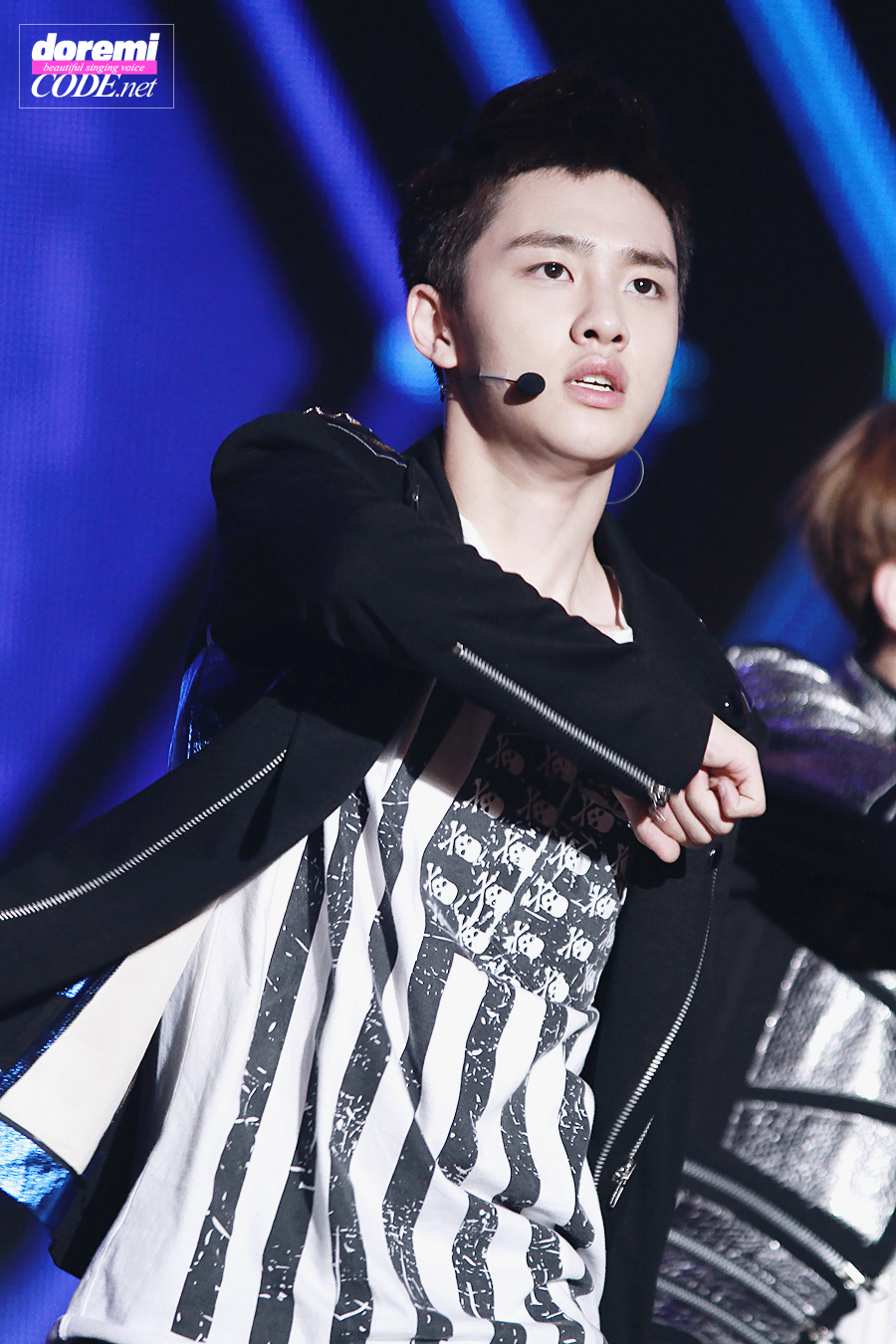 120613 D.O @ KBS Big Anniversary Concert 124A53374FD9B2C80F071C