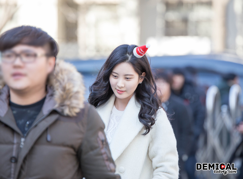 [PIC][26-12-2014]Hình ảnh mới nhất từ Đại nhạc hội cuối năm - "KBS Gayo Daechukjae 2014" của SNSD và MC YoonA vào tối nay 22045E34549C21F13C8051
