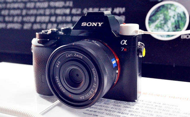 Sony A7R