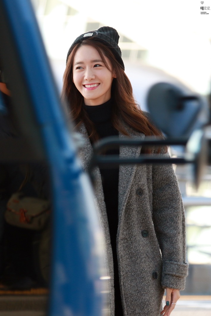 [PIC][31-10-2015]YoonA khởi hành đi Đài Loan để tham dự Fansign cho thương hiệu "H:CONNECT" vào sáng nay - Page 6 2261E23C565711EE0A86FF