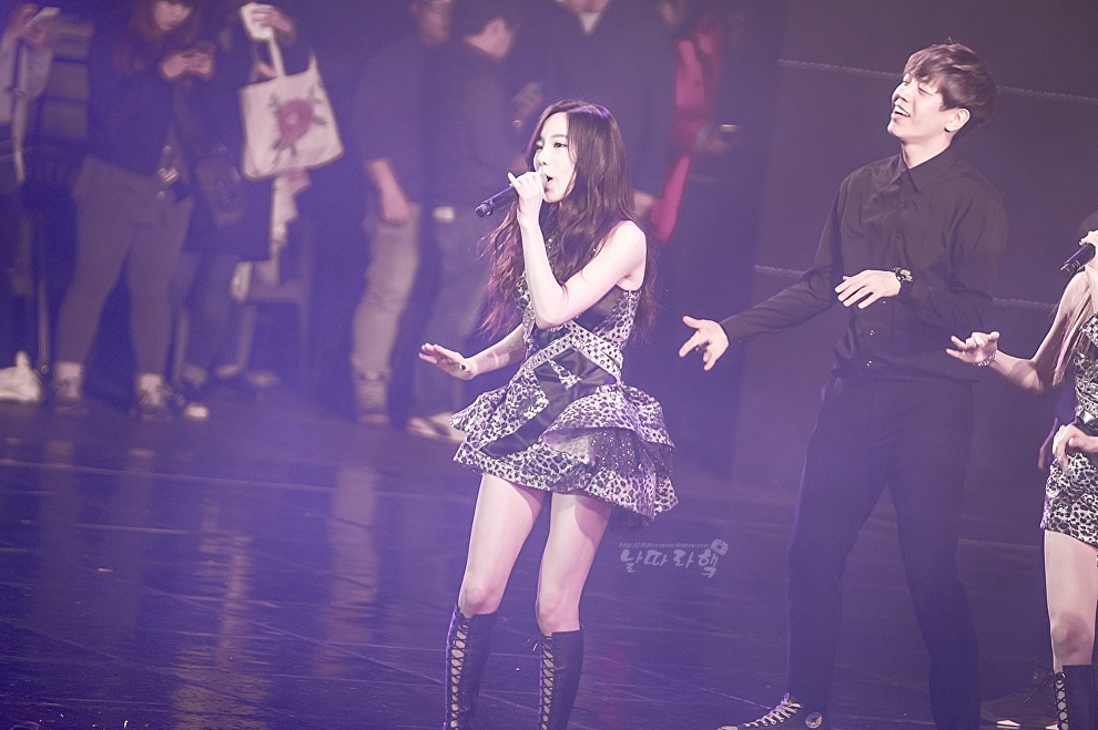 [PIC][25-01-2015]TaeTiSeo biểu diễn tại Đêm nhạc "Giao lưu văn hóa giữa 2 nước Hàn - Trung" vào tối nay 2675EC4754C7397225D2A5