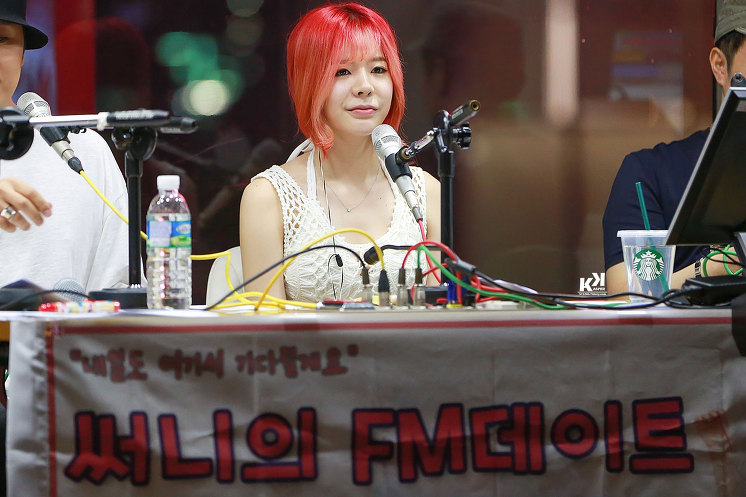 [OTHER][06-02-2015]Hình ảnh mới nhất từ DJ Sunny tại Radio MBC FM4U - "FM Date" - Page 30 277F7D4E56409A7E2300EE